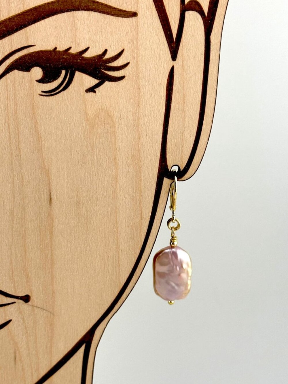 Baroque Pearl Earrings Gold Filled Leverbacks Pink Freshwater Pearl Dangle 18mm - Picture 7 of 10